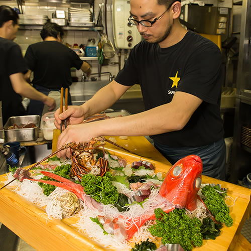 日間賀島直送 活魚料理・ふぐ料理 晴快荘